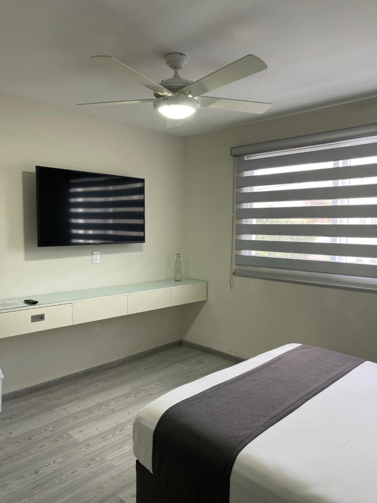 Constanza Lofts Executives En Zapopan Jalisco Aparthotel Buitenkant foto
